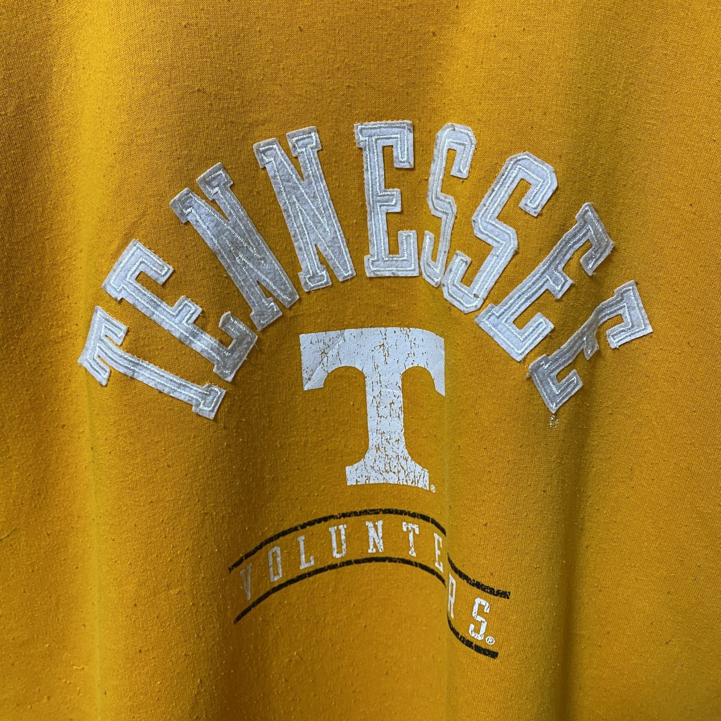 古着 used TENNESSEE 長袖プリントスウェット トレーナー 刺繍 黄色 イエロー ビックシルエット XLサイズ