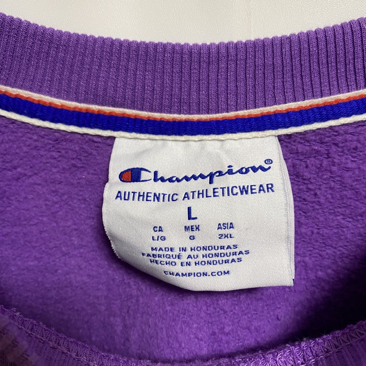 古着 used Champion チャンピオン 長袖ワンポイントロゴ刺繍スウェット トレーナー ノームコア 紫 Lサイズ