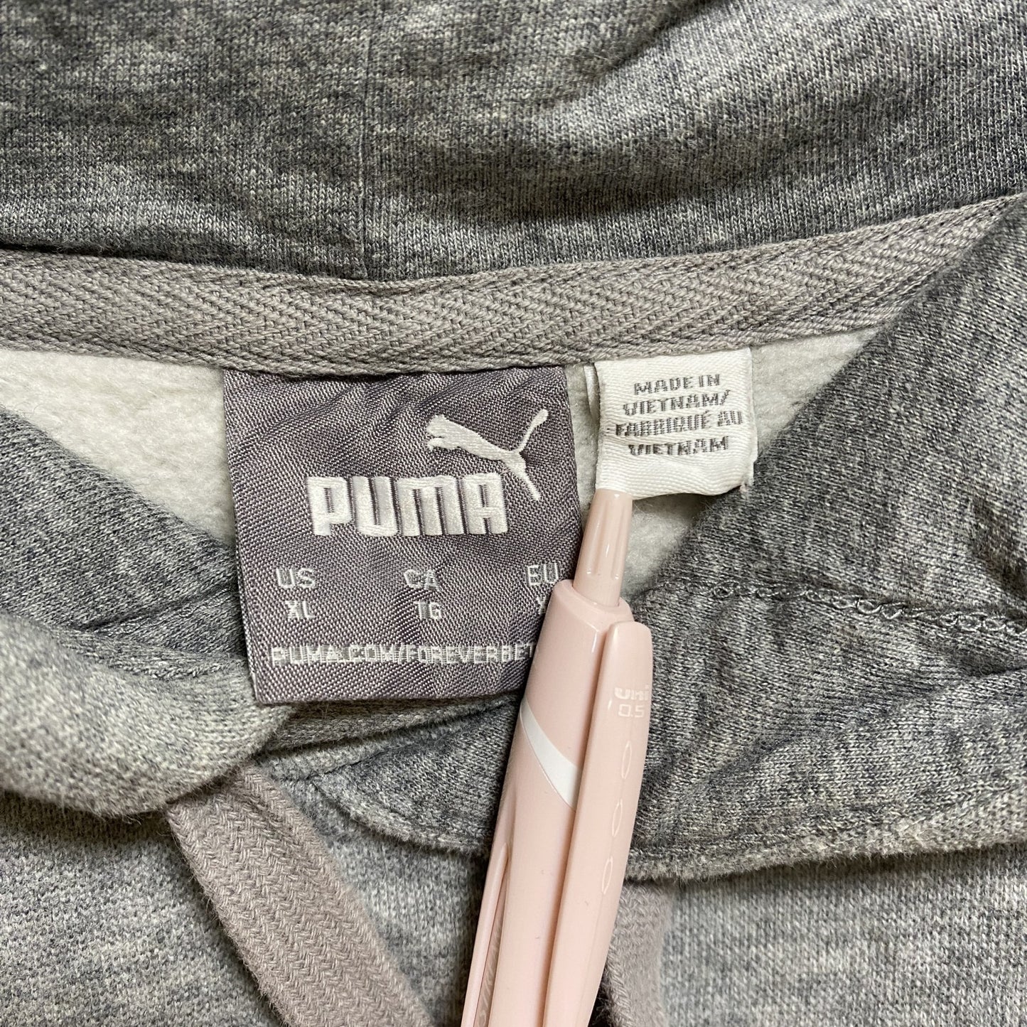 古着 used PUMA プーマ 長袖ワンポイントロゴ刺繍パーカー グレー 秋冬服 ビッグシルエット XLサイズ