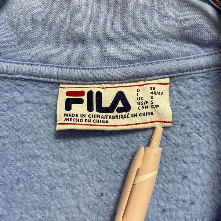 古着 used FILA フィラ 長袖ハーフジップスウェット トレーナー ワンポイントロゴ刺繍 マルチカラー Sサイズ