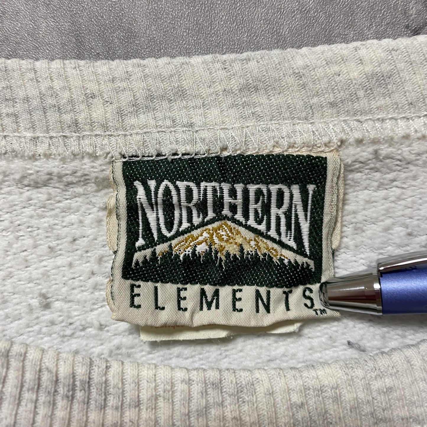古着 used 90s NORTHERN ELEMENTS 長袖アニマル柄プリントスウェット 霜降りカラー 動物 狼 レトロ