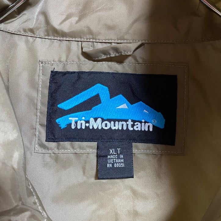 古着 used Tn-Mountain 長袖ナイロンジャケット ワンポイント刺繍 ハイネック ビックシルエット XLサイズ