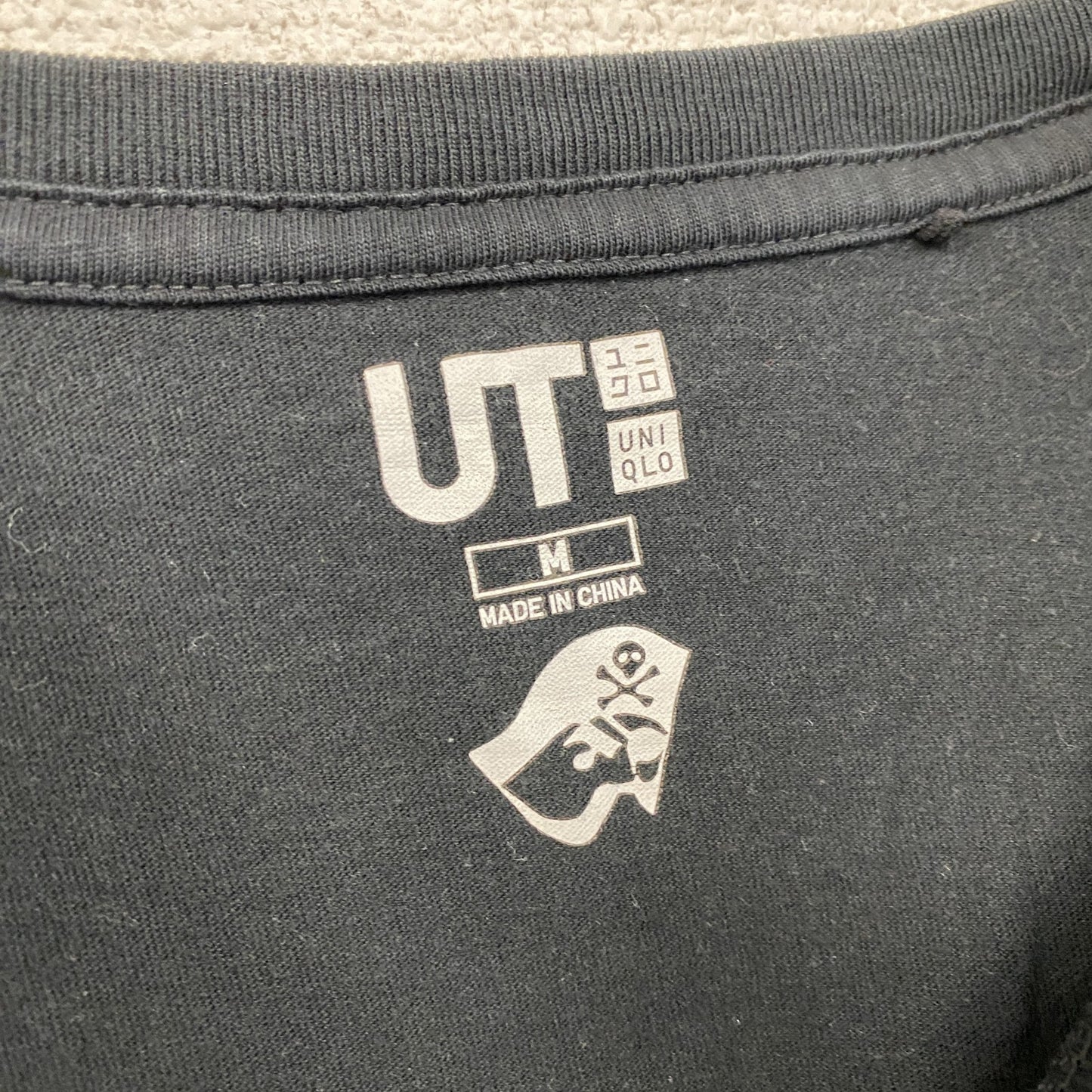 UNIQLO ユニクロ UT ジャンプ ハンターハンター 半袖プリントTシャツ 黒 ブラック Mサイズ