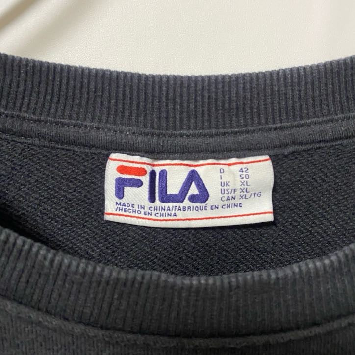 古着 used FILA フィラ 長袖クルーネックビッグロゴスウェット トレーナー オーバーサイズ ブラック XLサイズ