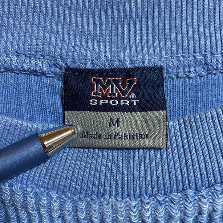 古着 used MVSPORT 長袖プリントスウェット トレーナー クルーネック 水色 ライトブルー 秋冬服 レトロ Mサイズ
