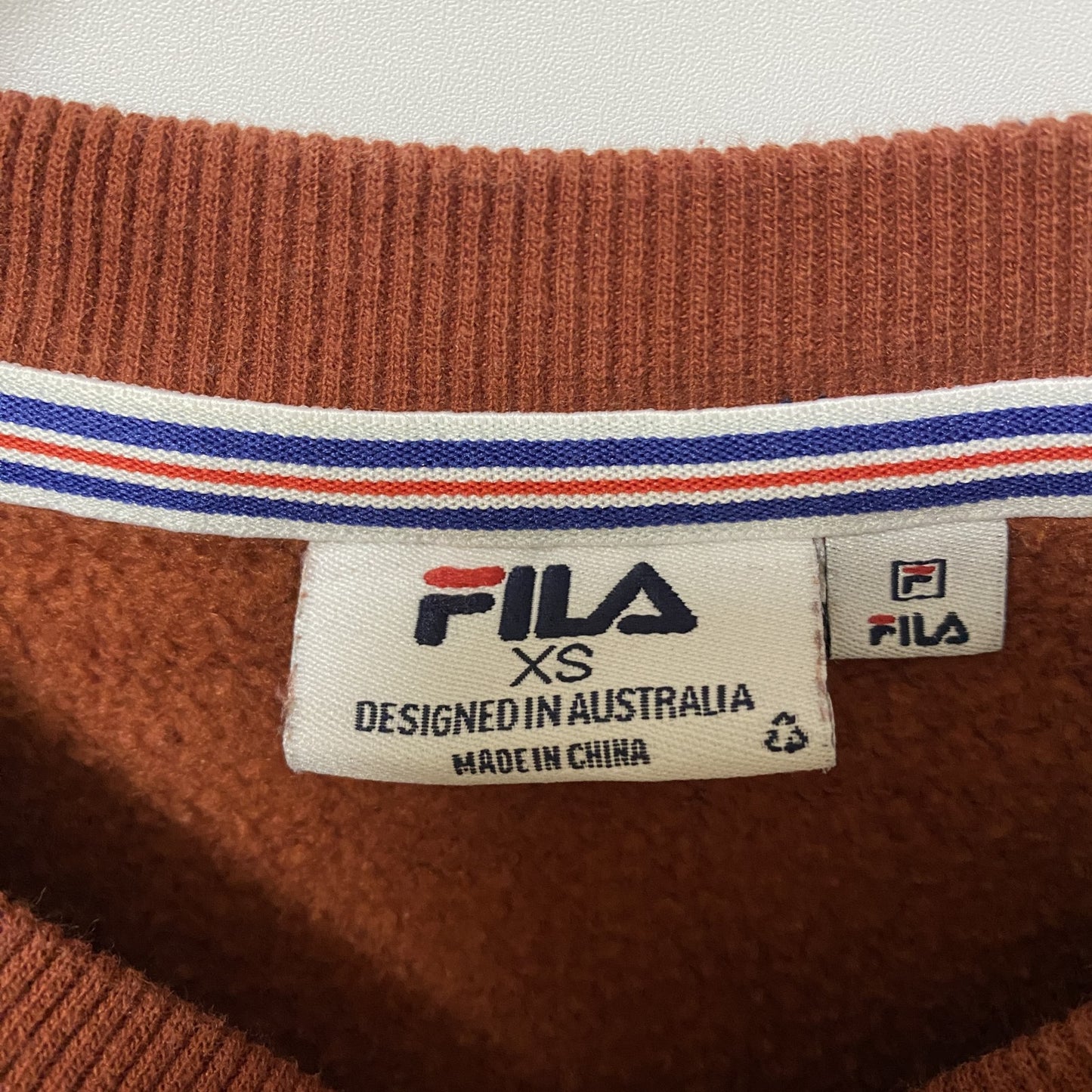 古着 used FILA フィラ 長袖クルーネックビッグロゴスウェット トレーナー レトロデザイン ブラウン XSサイズ