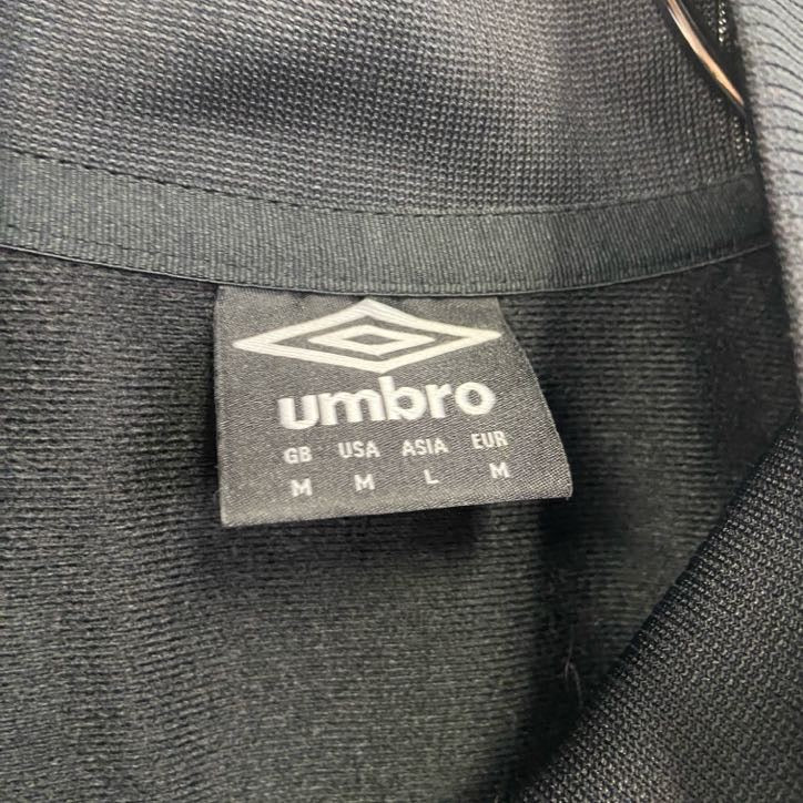 umbro アンブロ フルジップトラックジャケット/ジャージ 黒 ブラック Lサイズ