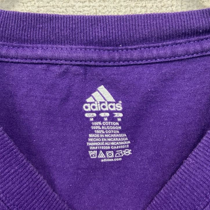 古着 used adidas アディダス 半袖プリントTシャツ NBA ロサンゼルス・レイカーズ バスケ 紫 パープル Mサイズ