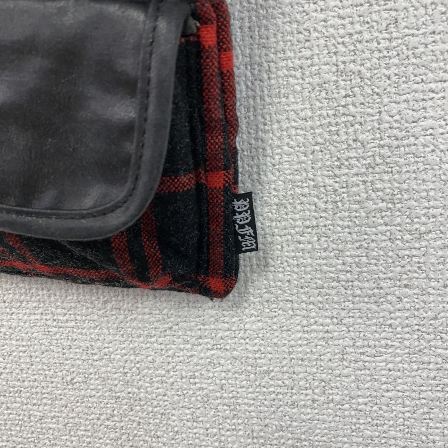 PPFM ペイトンプレイスフォーメン ショルダーバッグ タータンチェック 赤 レッド 黒 ブラック