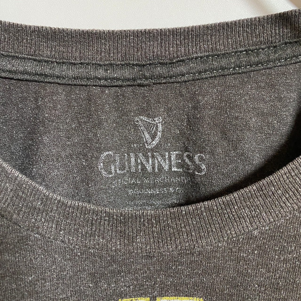 古着 used GUINNESS 半袖プリントクルーネックTシャツ 企業Tシャツ ギネスビール 酒 茶色 春夏服 レトロ