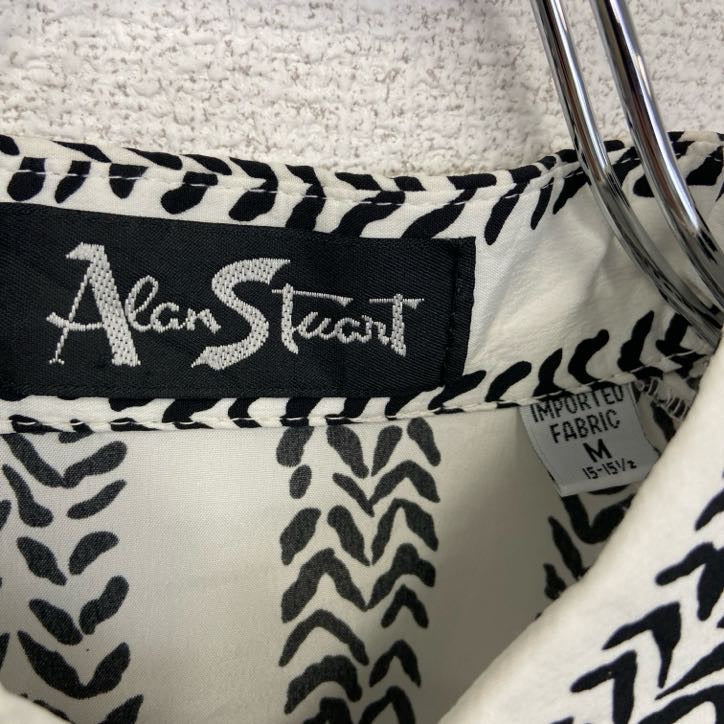 古着 used ALAN STUART 長袖柄シャツ 襟付き 総柄 個性的 レトロデザイン エスニック カジュアル 白 Mサイズ