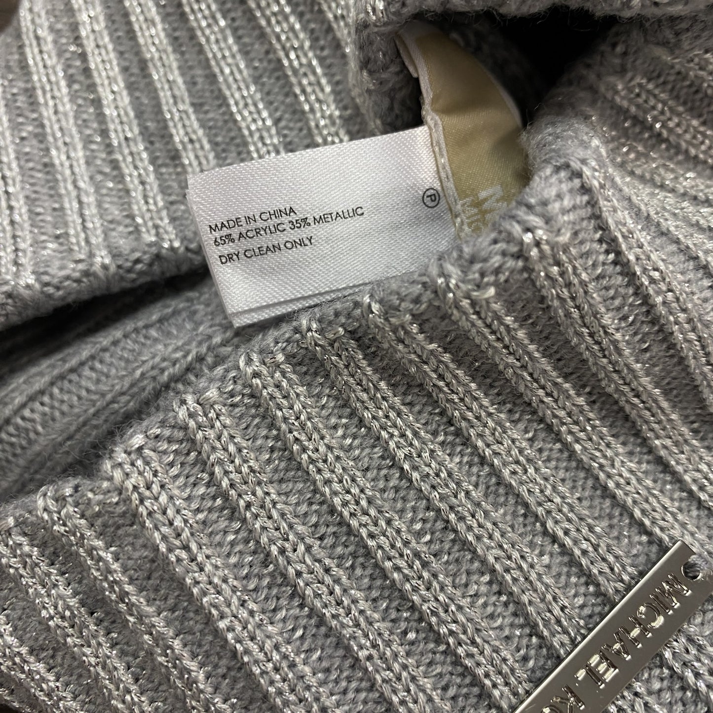 MICHAEL KORS マイケルコース ビーニー ニットキャップ シルバー O/Sサイズ