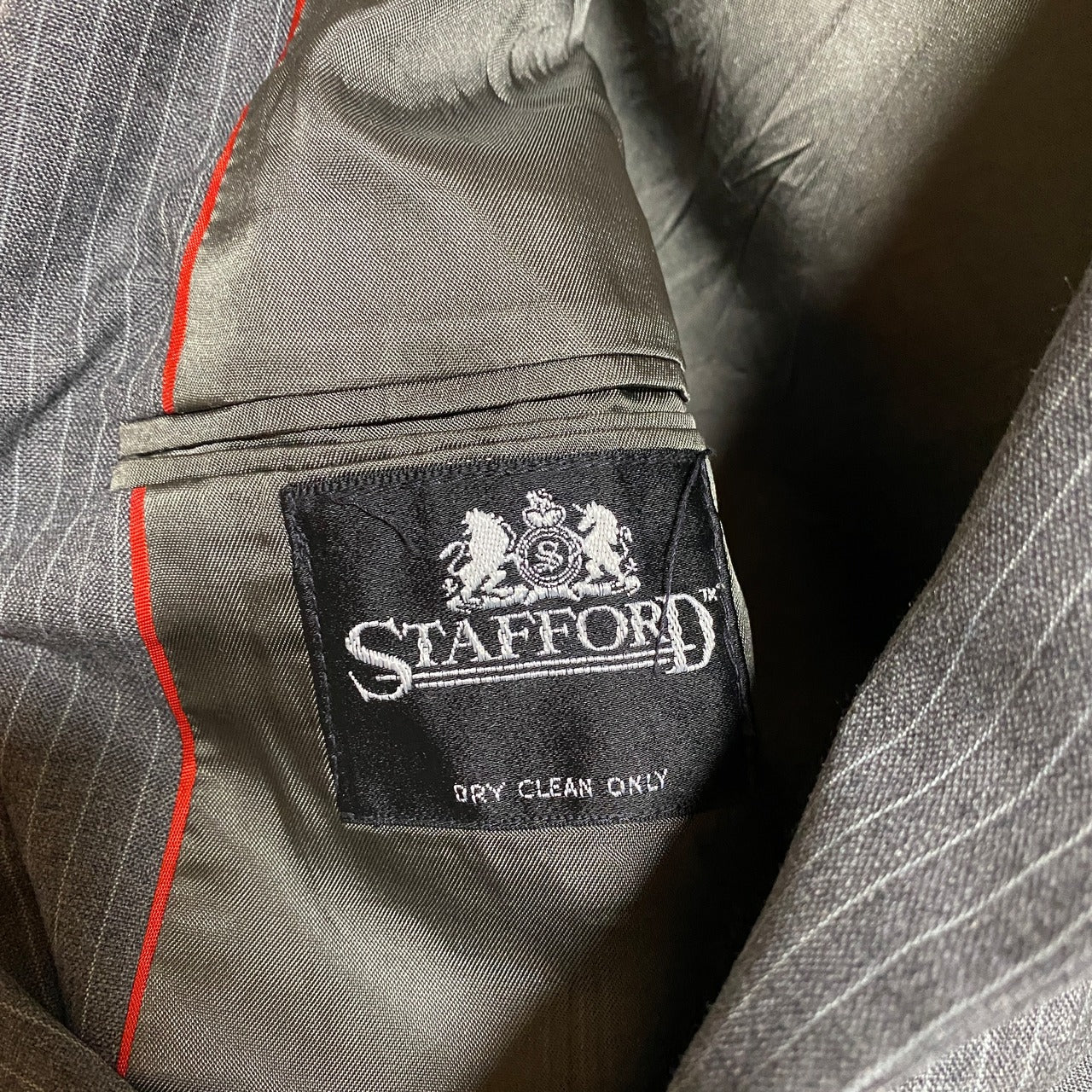 古着 used STAFFFORD 長袖ストライプ柄テーラードジャケット 肩パッド付き グレー ヴィンテージ 秋冬服 レトロ