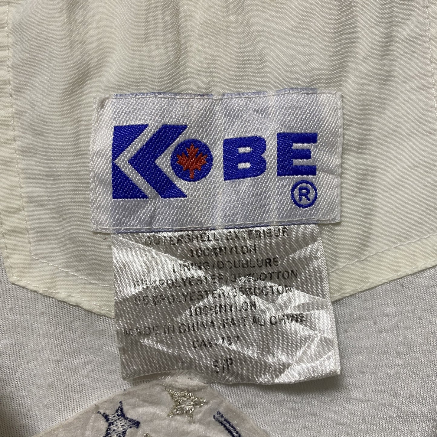 古着 used KOBE 長袖フルジップナイロンジャケット 刺繍 バックプリント SPIRIT 白 ホワイト ネイビー Lサイズ