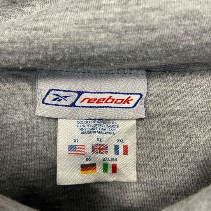 古着 used Reebok リーボック 長袖ナイロンジャケット フルジップパーカー ワンポイントロゴプリント XLサイズ