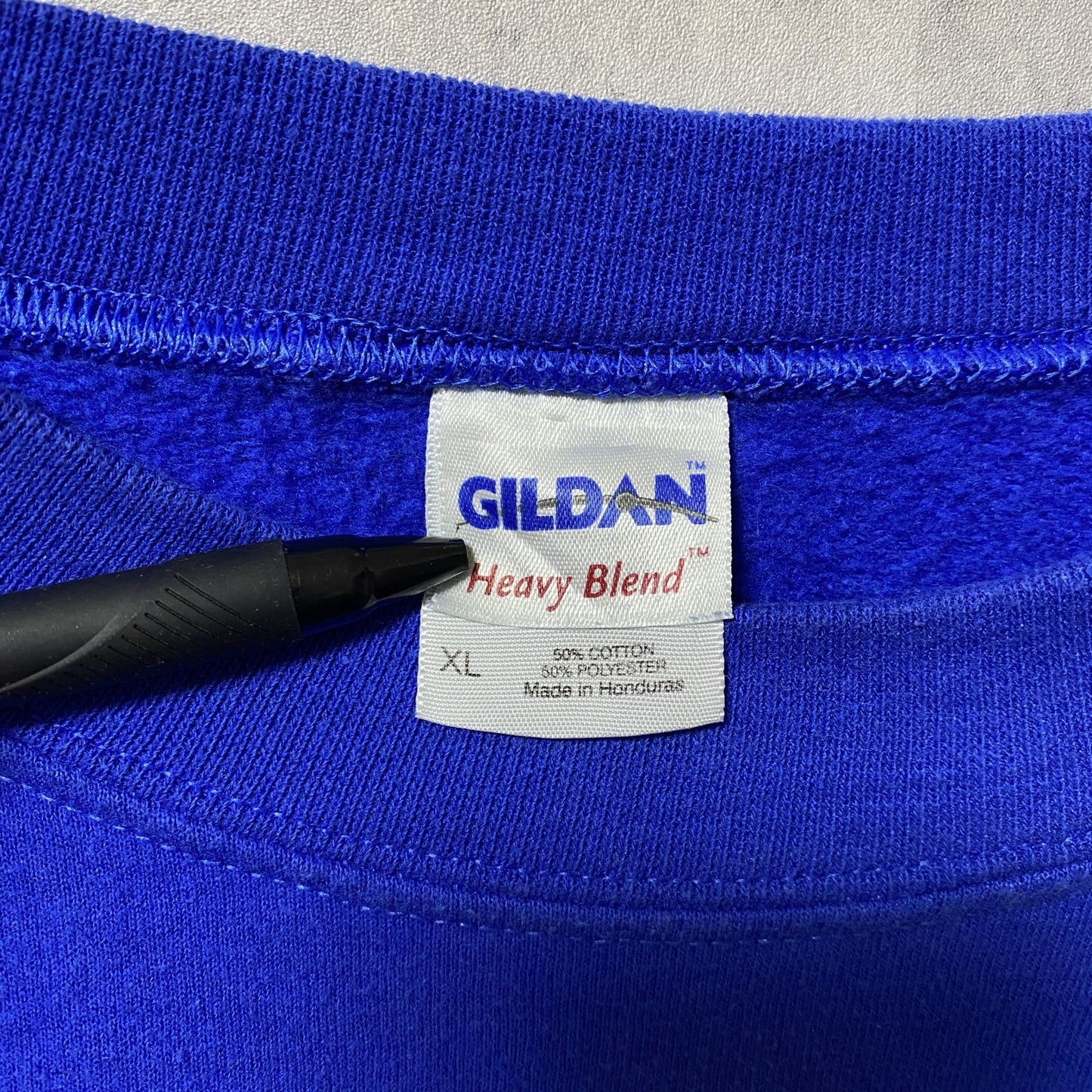 古着 used GILDAN ギルダン READ 長袖アニマルプリントスウェット トレーナー 青 豚 オーバーサイズ XLサイズ