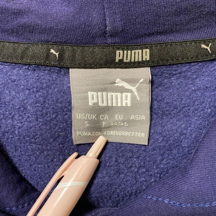 古着 used PUMA プーマ 長袖ロゴプリントパーカー スウェットプルオーバー フーディー 紺 ネイビー 秋冬服