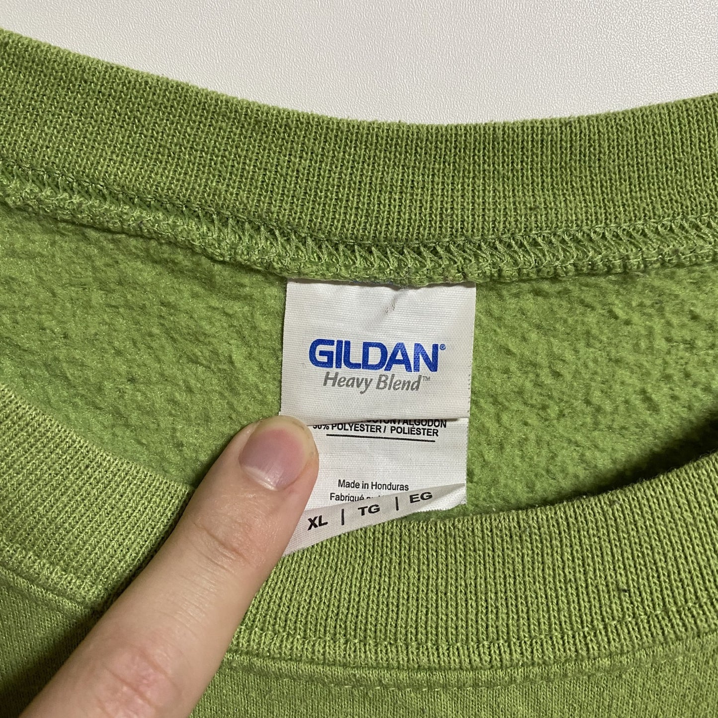 古着 used GILDAN ギルダン 長袖ワンポイントスウェット トレーナー クルーネック 黄緑色 秋冬服 XLサイズ