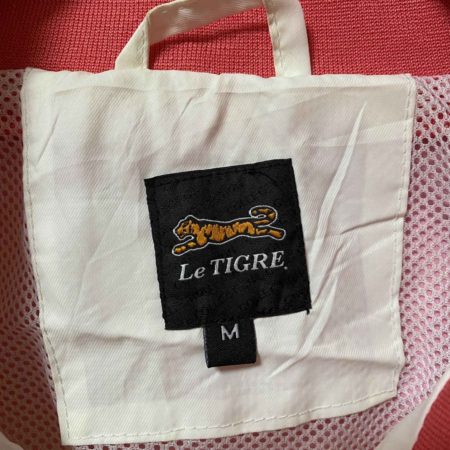 古着 used Le TIGRE 長袖トラックジャケット ジャージ ナイロンジャケット ワンポイント刺繍 ハイネック Mサイズ