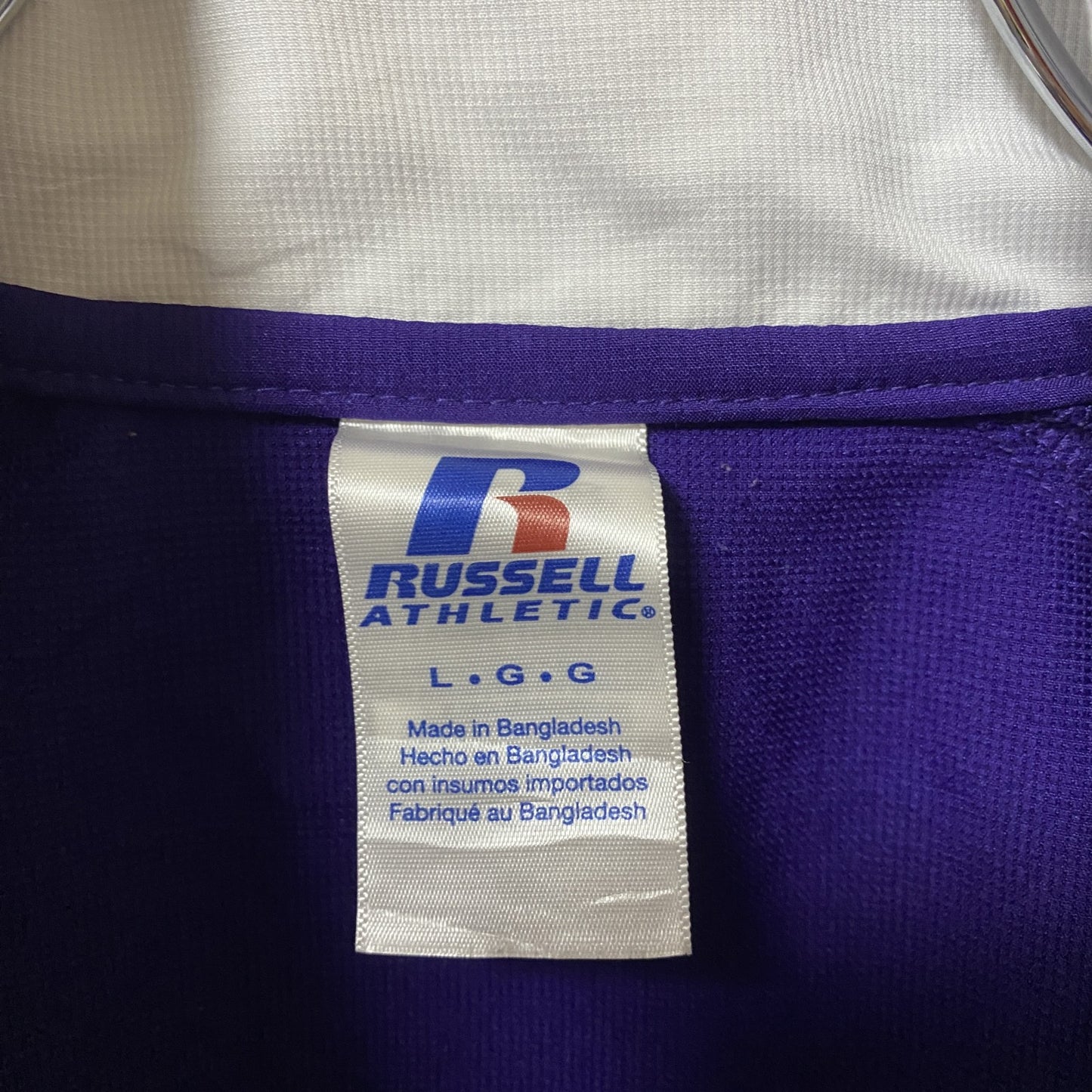 古着 used RUSSELL ATHLETIC ラッセルアスレティック 長袖ナイロンジャケット ワンポイント刺繍 紫 Lサイズ