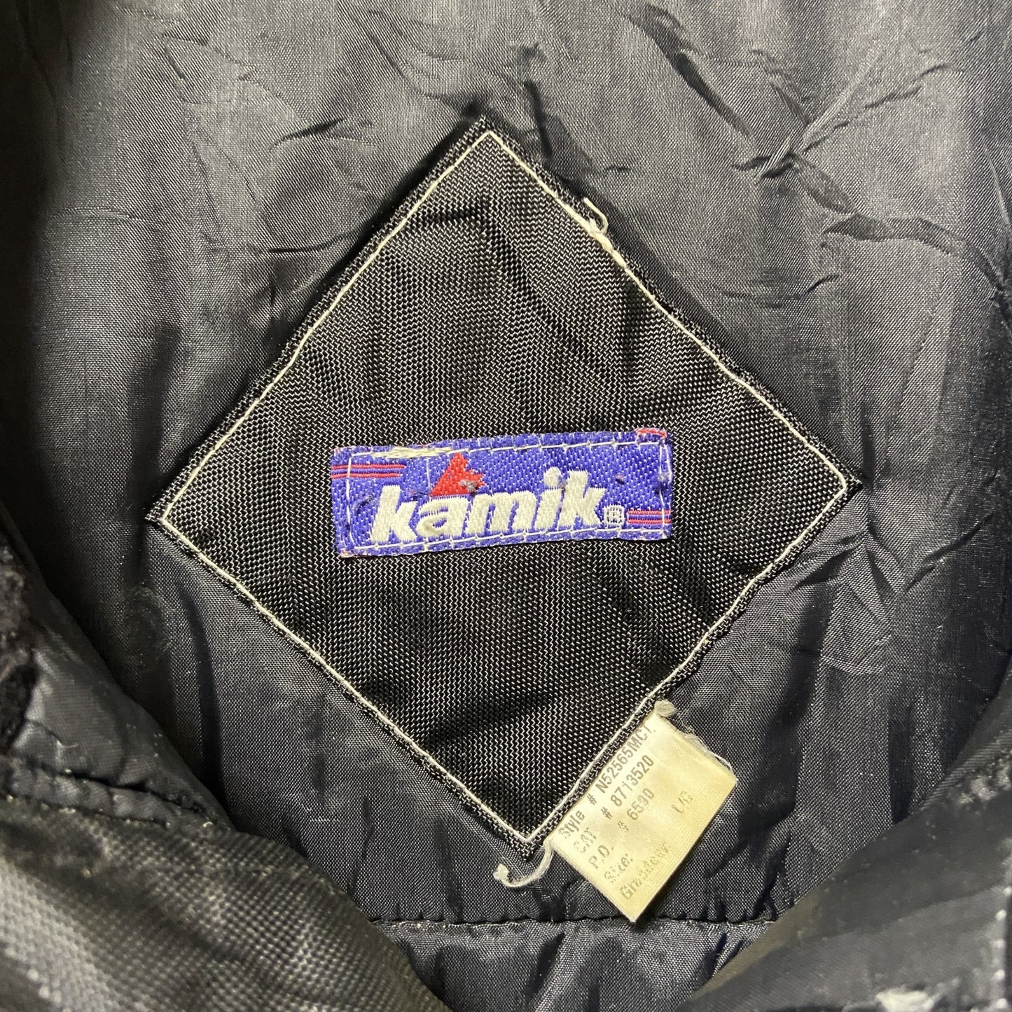 古着 used kamik 長袖中綿ナイロンジャケット ボンバージャケット マルチカラー ワンポイントロゴ刺繍 Lサイズ
