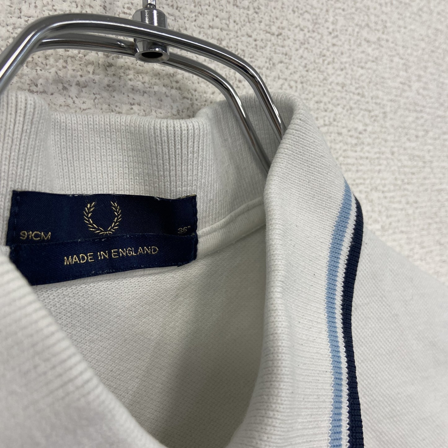 FRED PERRY フレッドペリー 半袖ポロシャツ 刺繍ロゴ 白 ホワイト XSサイズ