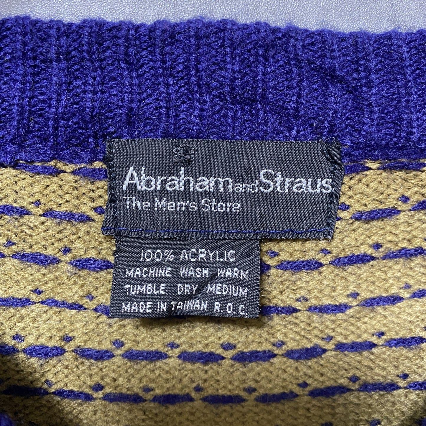 古着 used Abraham and Straus 長袖ニット セーター 総柄 幾何学模様 ネイビー クルーネック Mサイズ