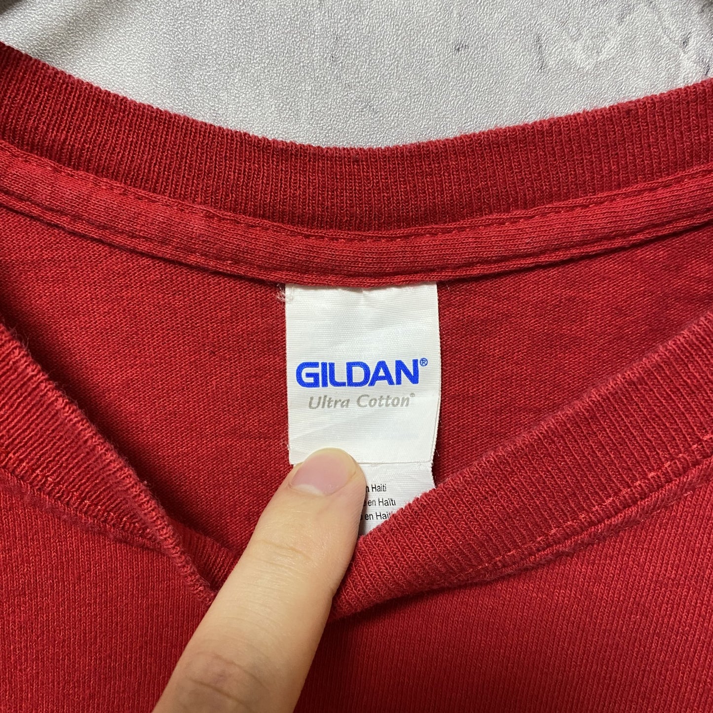 古着 used GILDAN ギルダン 半袖クルーネックロゴプリントTシャツ バックプリント レトロデザイン 赤 レッド Mサイズ