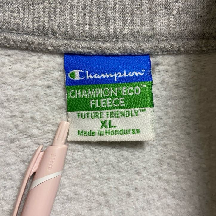 古着 used Champion 長袖ハーフジップスウェット トレーナー 肉球 グレー オーバーサイズ XLサイズ