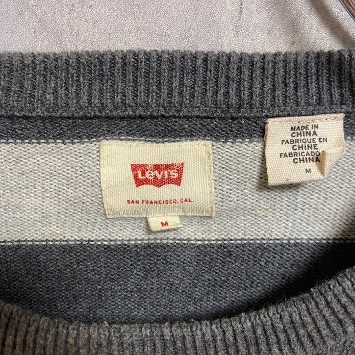 古着 used Levi's リーバイス 長袖ボーダーニット セーター ロゴタグ クルーネック グレー ホワイト Mサイズ