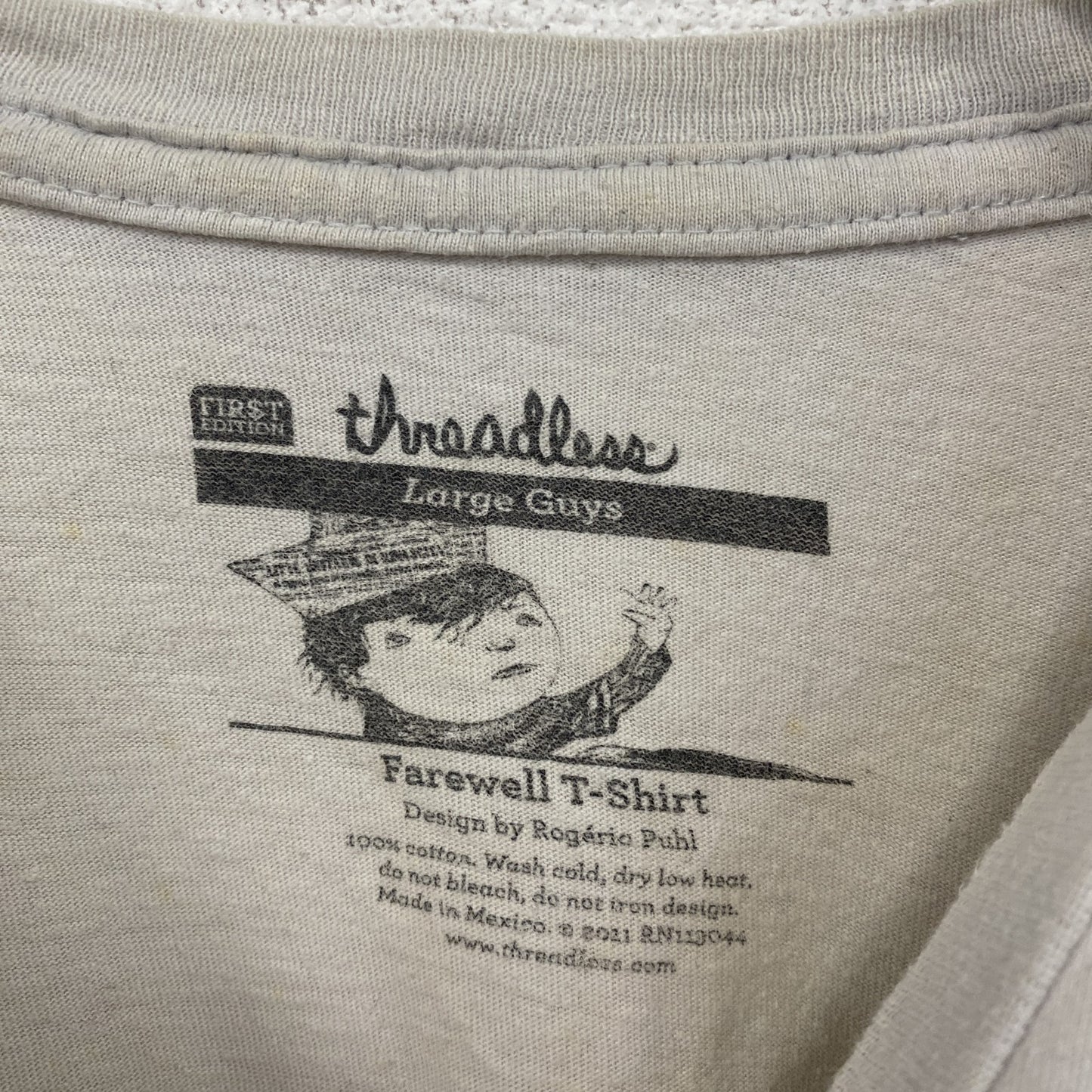 Threadless スレッドレス ロジェリオプール 半袖プリントイラストTシャツ クルーネック 灰色 グレー Lサイズ