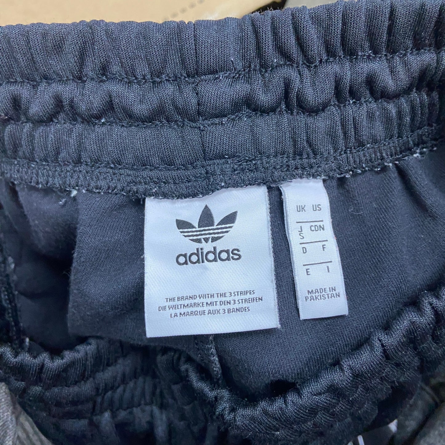 adidas アディダス トラックパンツ ジャージパンツ 黒 ブラック Sサイズ