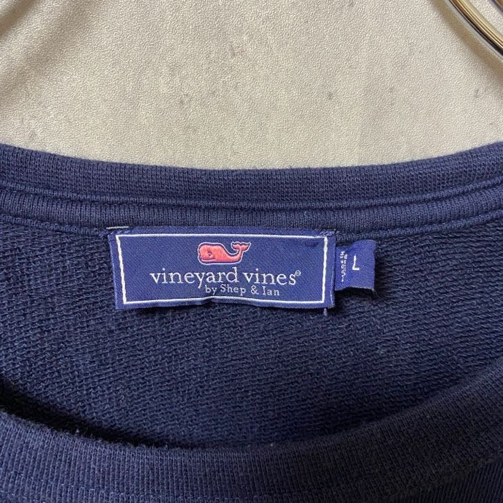 古着 used vineyard vines MICHIGAN 長袖プリントクルーネックスウェット トレーナー ネイビー Lサイズ