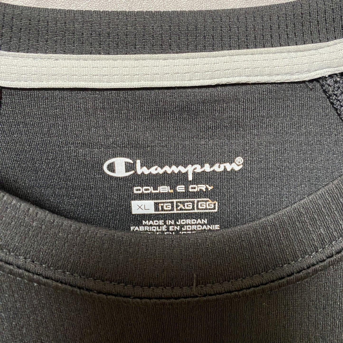 古着 used Champion チャンピオン 長袖Tシャツ ワンポイント 黒 ビッグシルエット オーバーサイズ XLサイズ