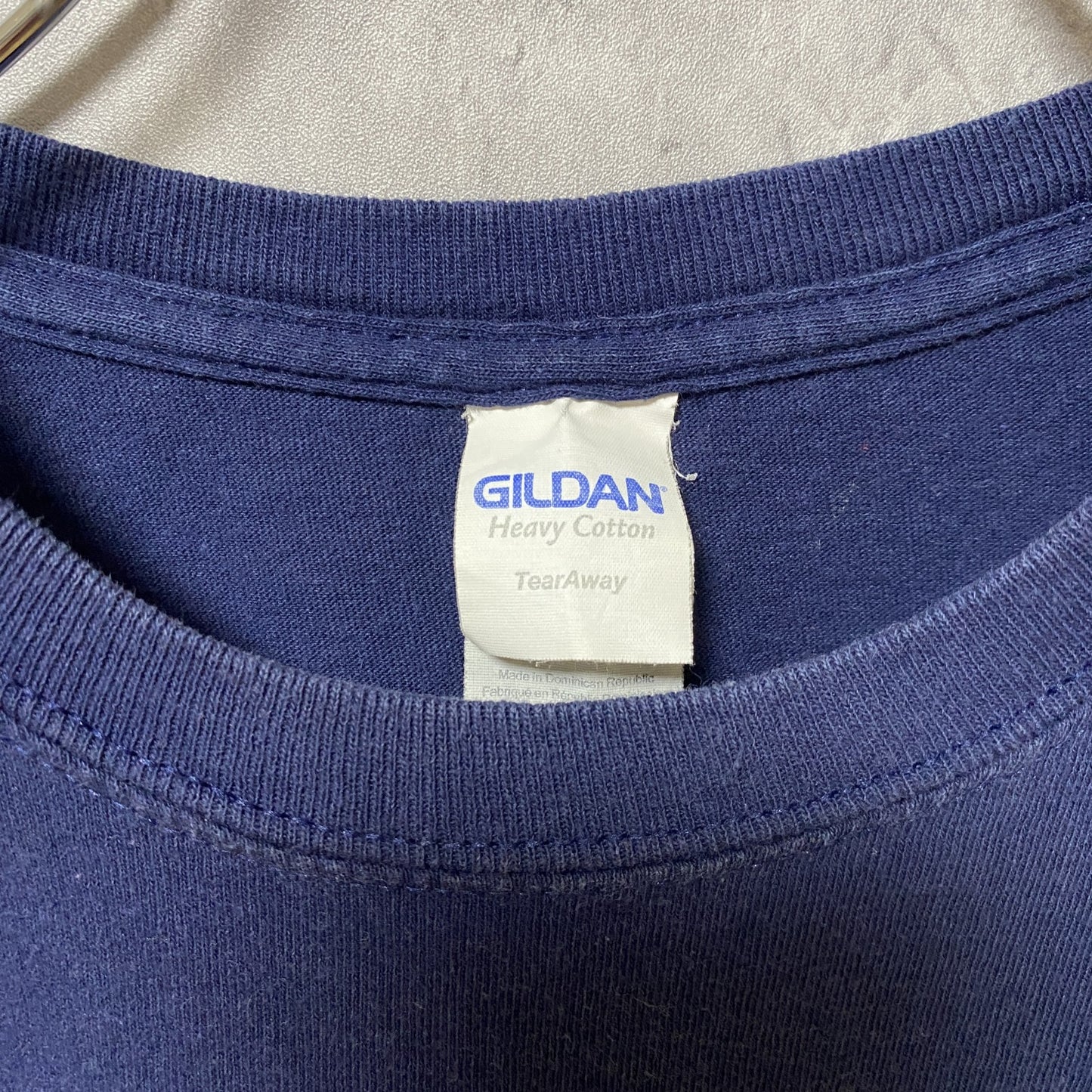 古着 used GILDAN ギルダン 半袖クルーネックワンポイントロゴプリントTシャツ バックプリント ネイビー Sサイズ