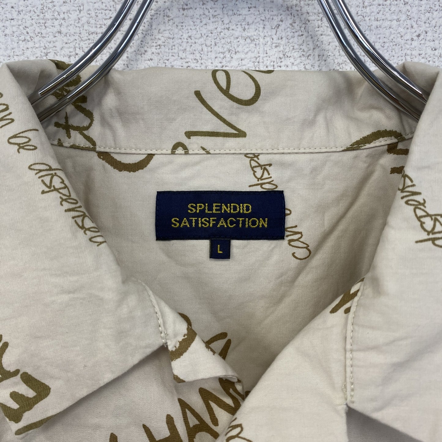 古着 used SPLENDID スプリンテッド 半袖プリント総柄シャツ レトロデザイン 英字 開襟 クリーム Lサイズ