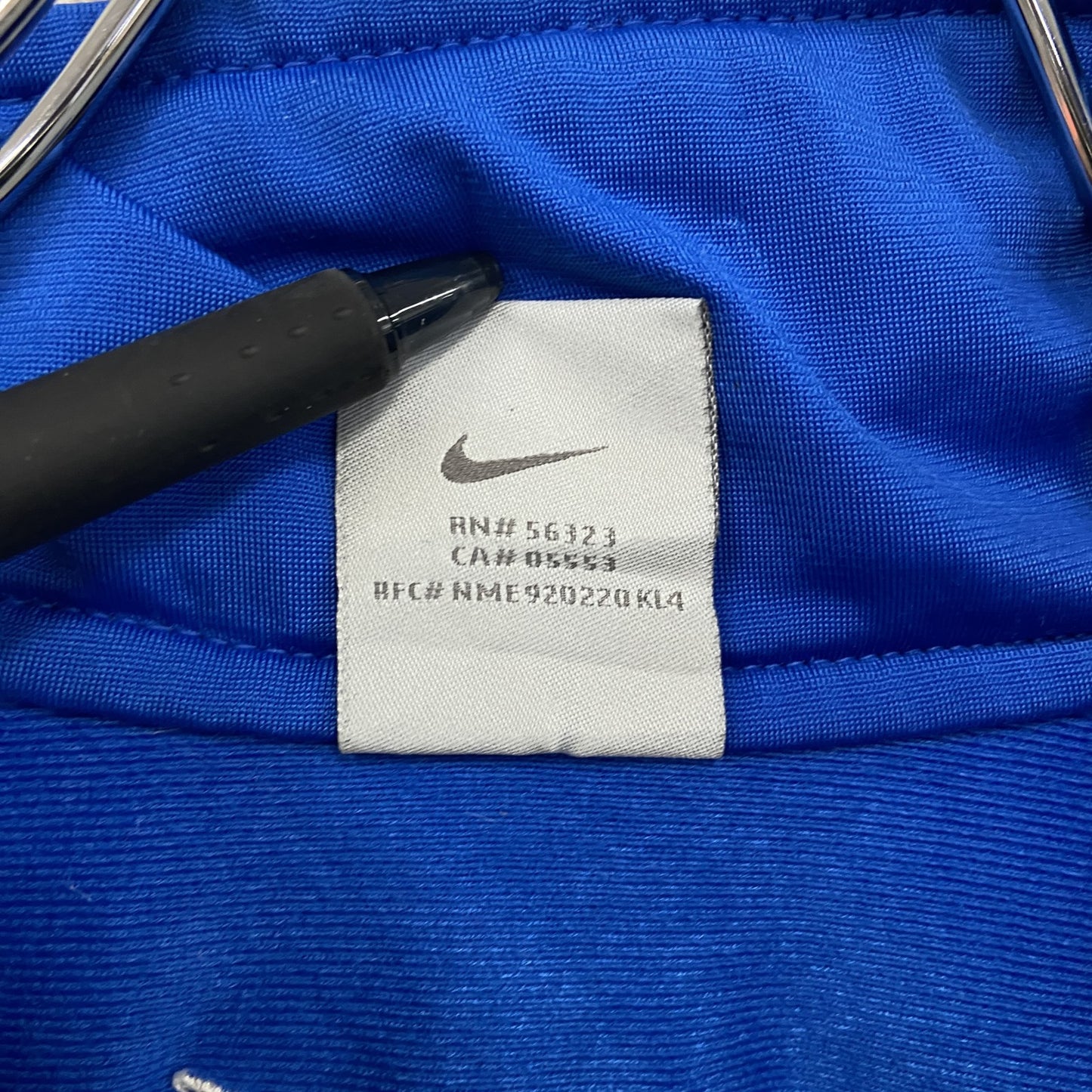 00s NIKE ナイキ トラックジャケット/ジャージ ヴィンテージ 刺繍ロゴ スウッシュロゴ 青 ブルー Mサイズ