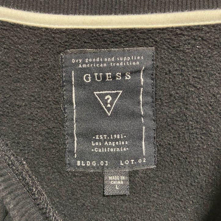 古着 used GUESS ゲス 長袖クルーネックプリントスウェット トレーナー 黒 白 バイカラー 秋冬服 Lサイズ