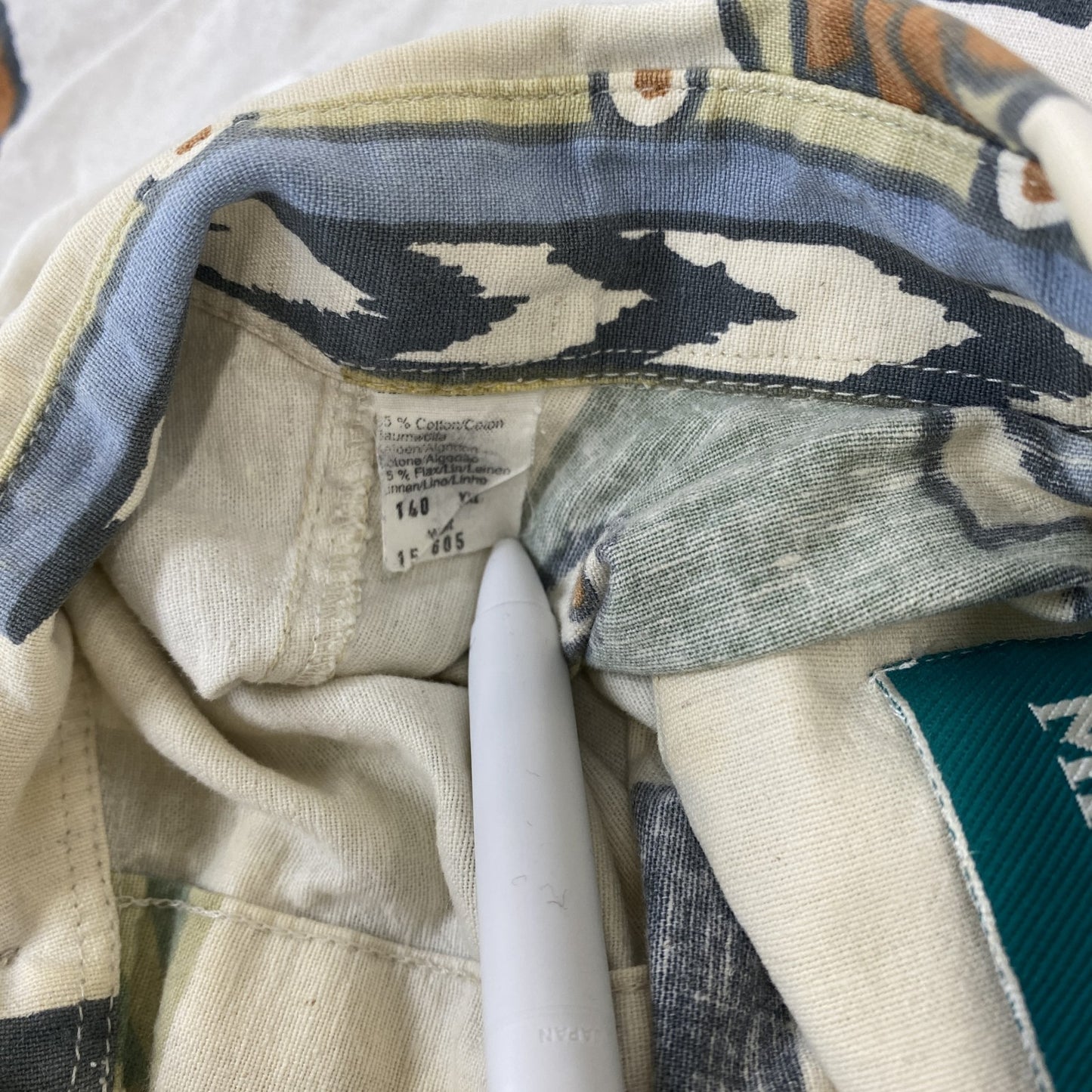 古着 used 半袖プリント総柄シャツ レトロデザイン 胸ポケット 幾何学模様 個性的 白 ホワイト 2XLサイズ