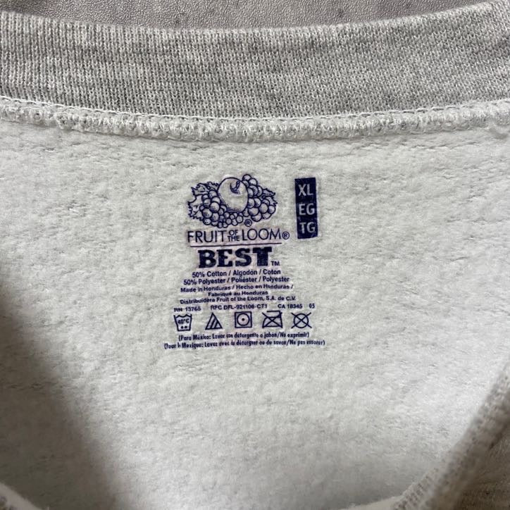 古着 used FRUIT OF THE LOOM 長袖ワンポイント刺繍スウェット トレーナー クルーネック グレー XLサイズ