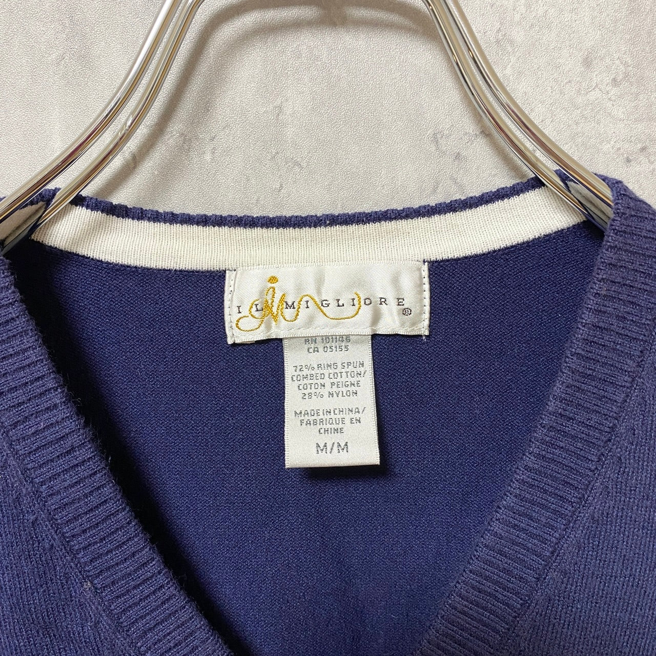 古着 used ILMIGLIORE イルミリオーレ ワンポイントロゴ刺繍ニットベスト Vネック ネイビー 紺色 Mサイズ