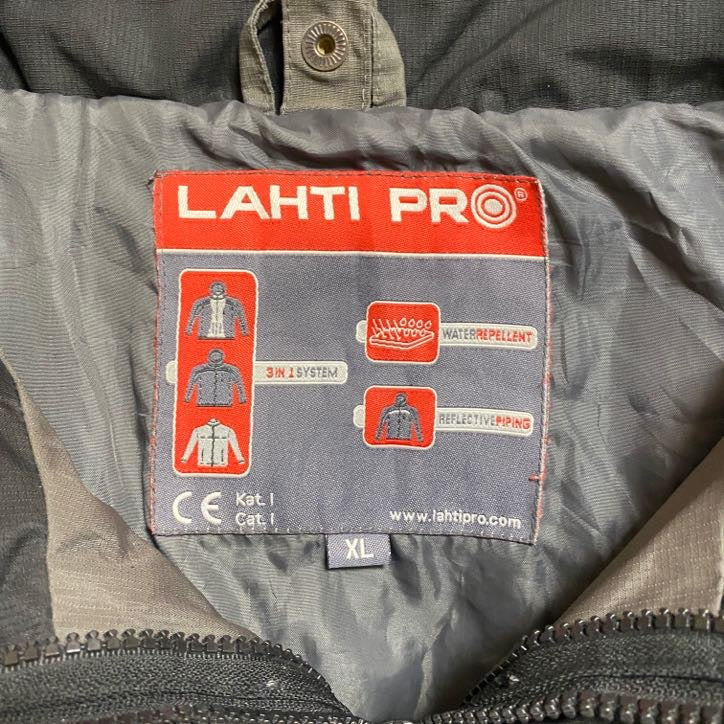 古着 used LAHTI PRO 長袖マウンテンパーカー ウィンドブレーカー アウター ハイネック ビックシルエット XLサイズ