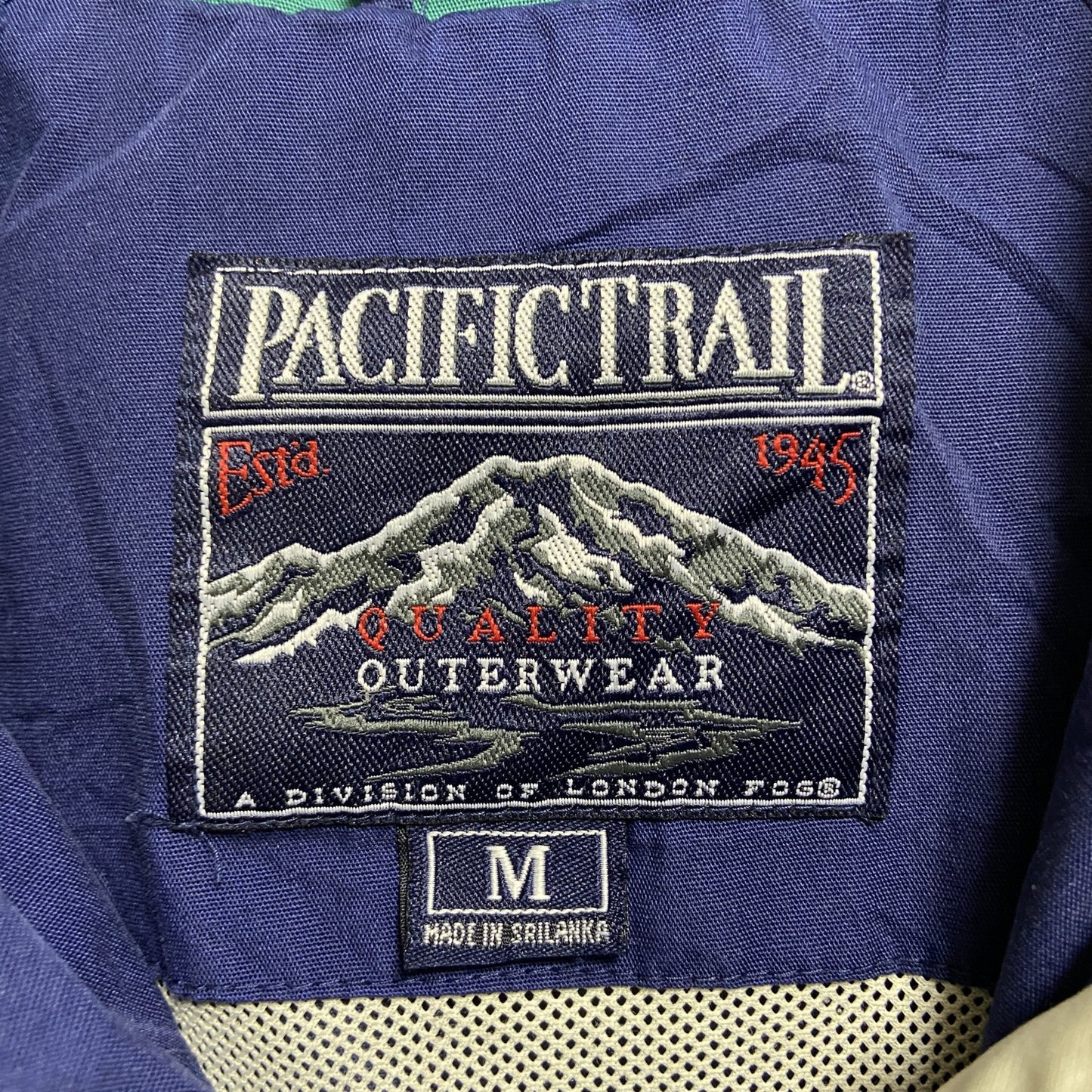 古着 used PACIFICTRAIL 長袖ナイロンジャケット ジップアップアウター フード ネイビー 秋冬服 Mサイズ