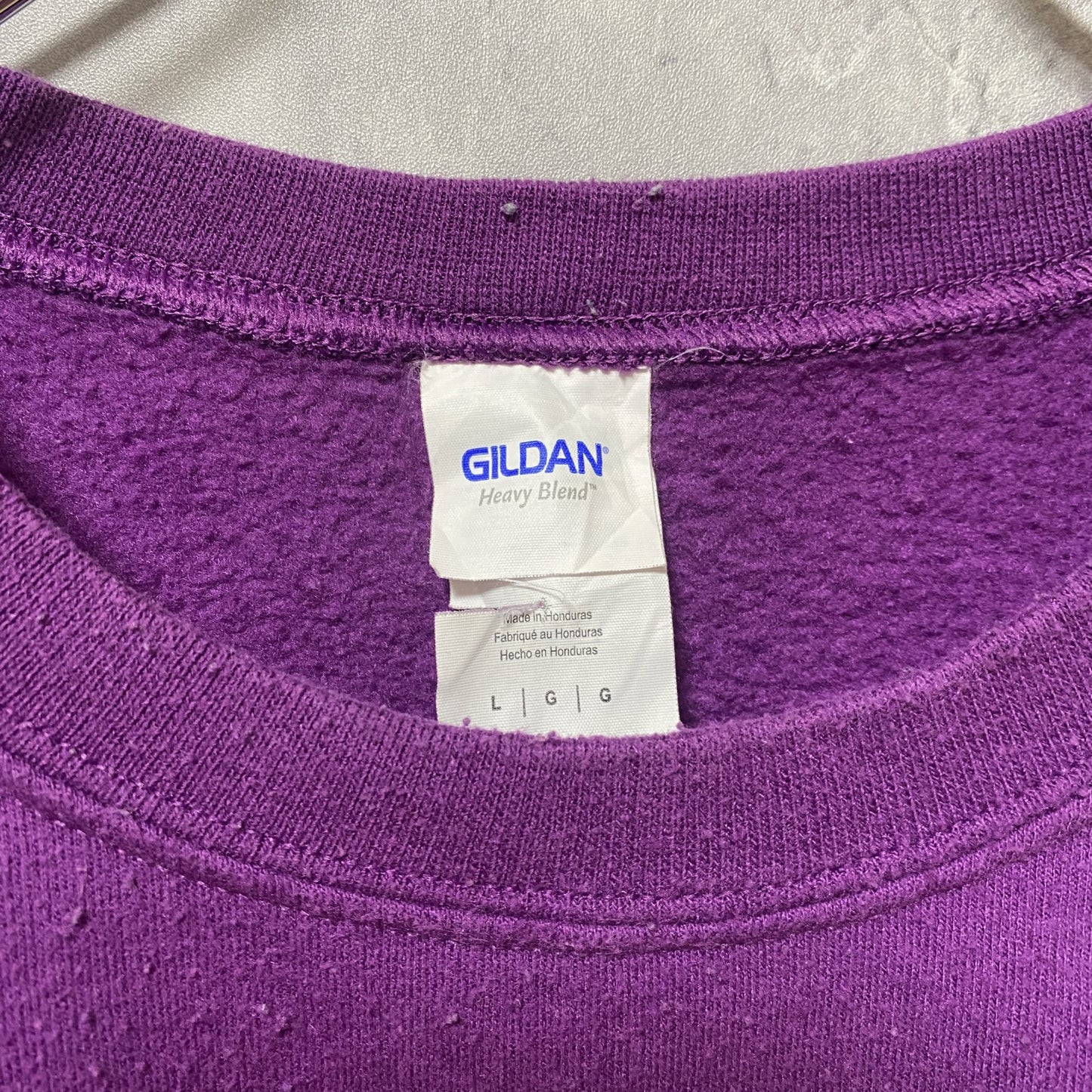 古着 used GILDAN ギルダン 長袖プリントスウェット トレーナー バックプリント ワンポイント 紫 パープル Lサイズ