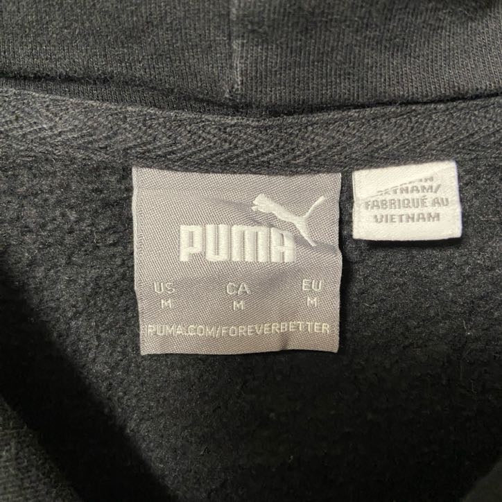 古着 used puma プーマ 長袖パーカー スウェット ワンポイントロゴ 黒 ブラック シンプル 無地 Mサイズ