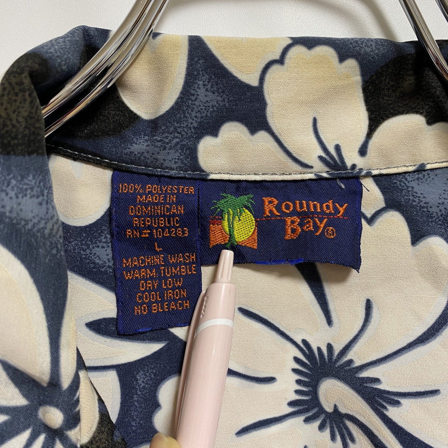 古着 used RoundyBay 半袖開襟アロハシャツ オープンカラーシャツ 花柄 総柄 ネイビー レトロデザイン Lサイズ