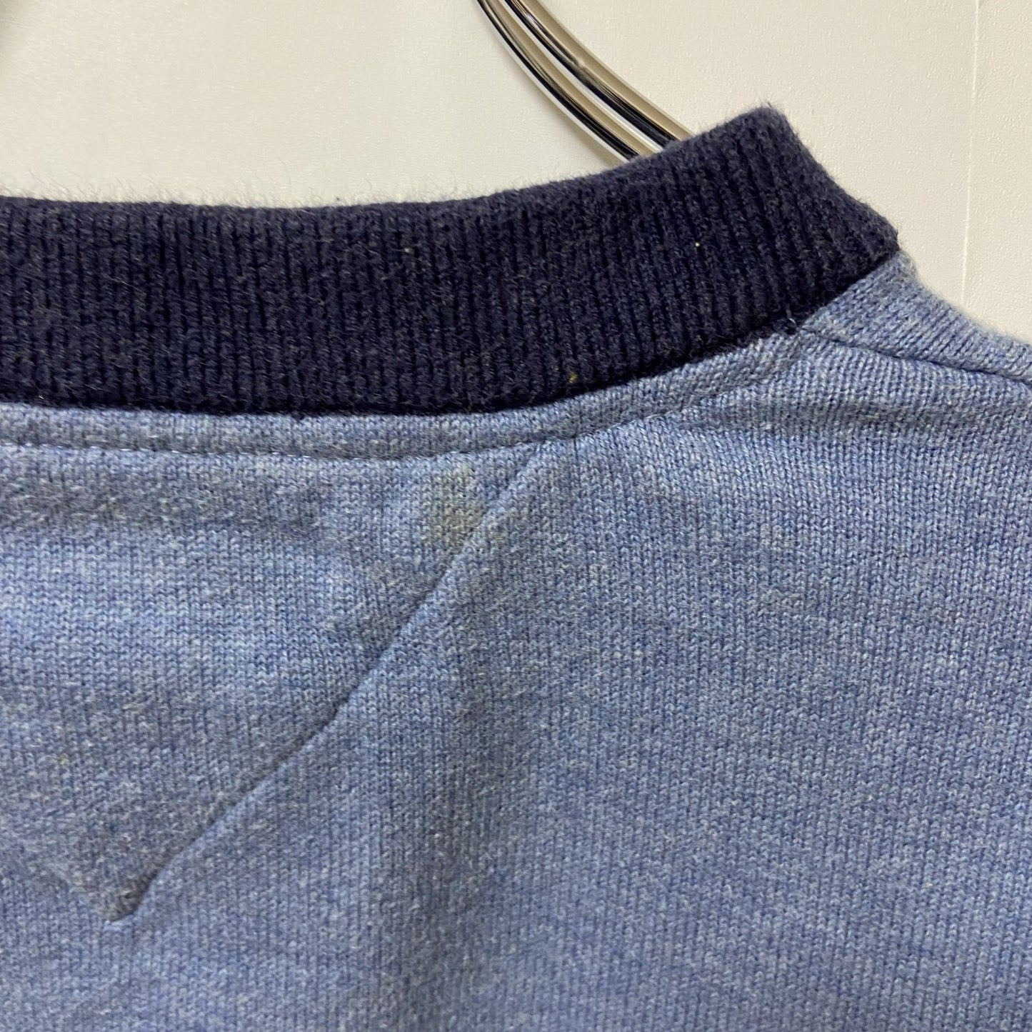 古着 used TOMMY HILFIGER トミーヒルフィガー 長袖ボーダーニット セーター ワンポイントロゴ XSサイズ