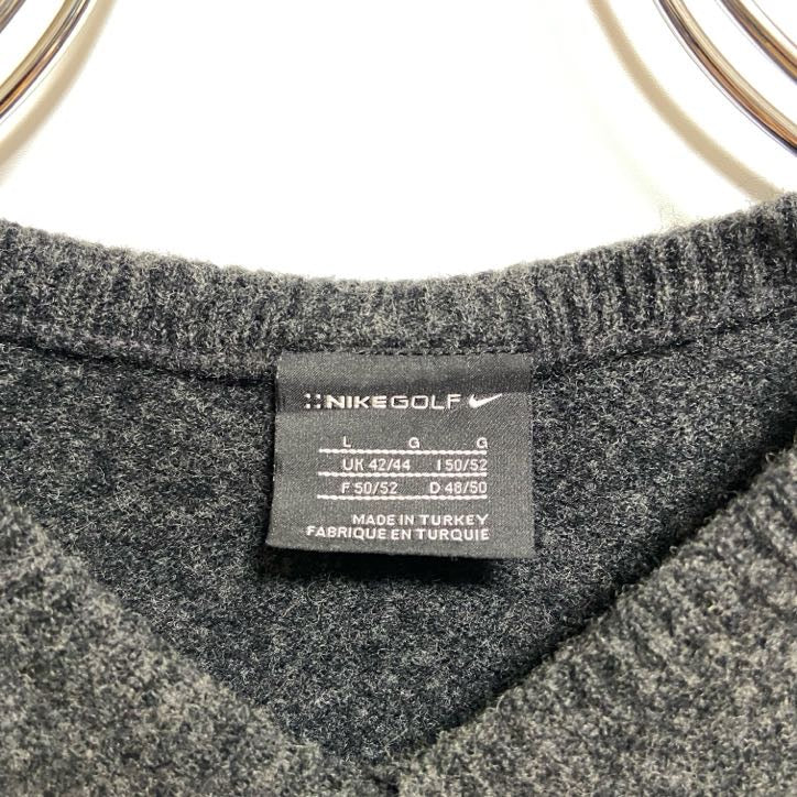 古着 used NIKEGOLF ナイキゴルフ Vネックニットベスト セーター ワンポイントロゴ刺繍 ダークグレー Sサイズ