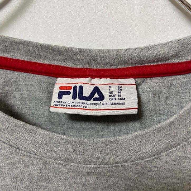 古着 used FILA フィラ 長袖クルーネックスウェット トレーナー ワンポイントロゴプリント グレー 灰色 Mサイズ