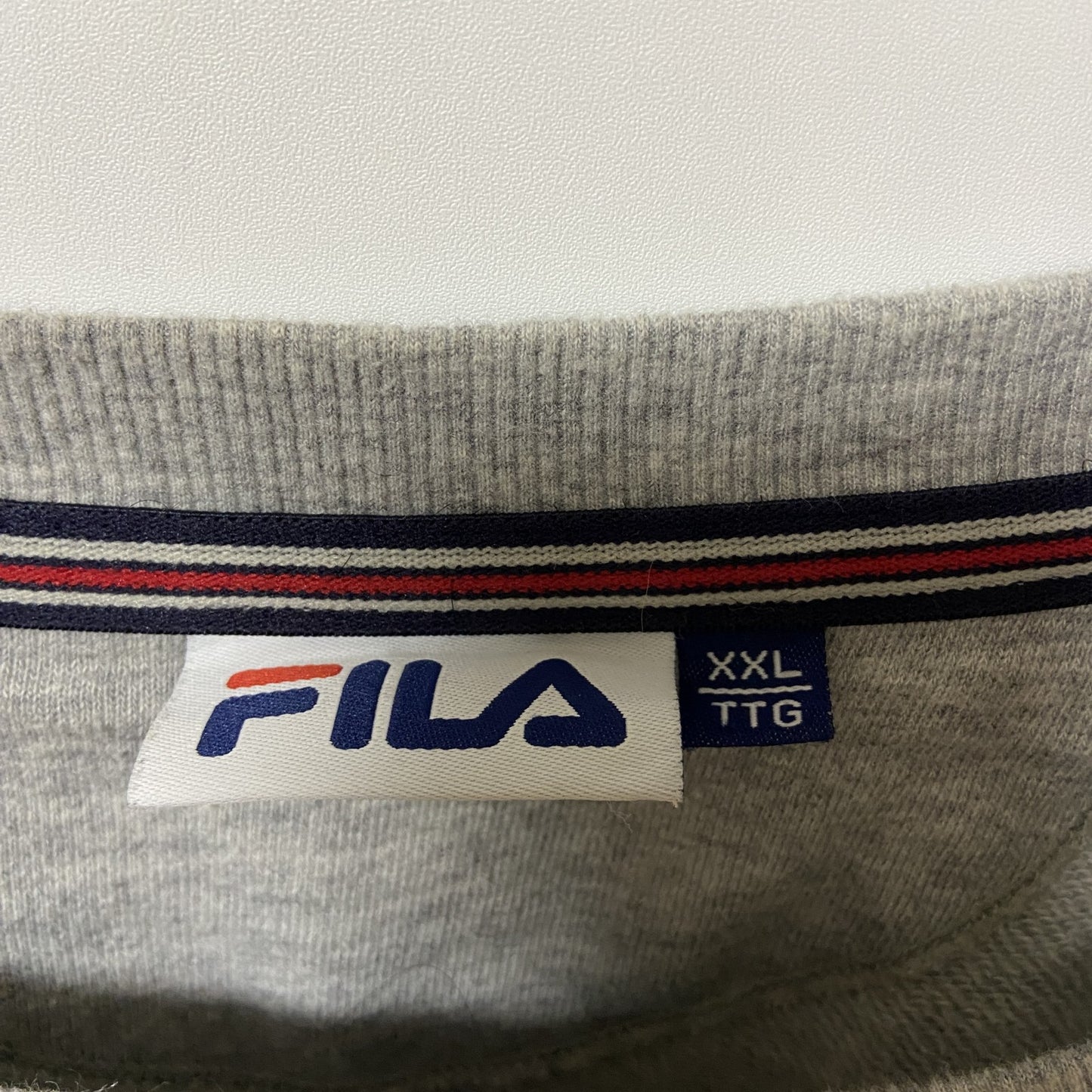 FILA フィラ スウェット/トレーナー ラグランスリーブ 前V デカロゴ クルーネック 灰色 グレー XXLサイズ